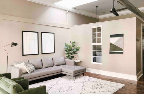 Old City Apartment | Cru Loft in the Heart of Downtown Knox
