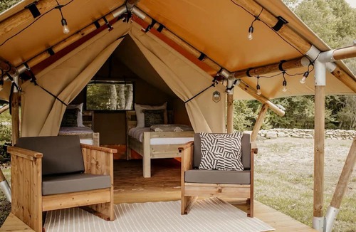 Flag Pond RV Rental | Cute Safari Tent for Two in Erwin, Tennessee