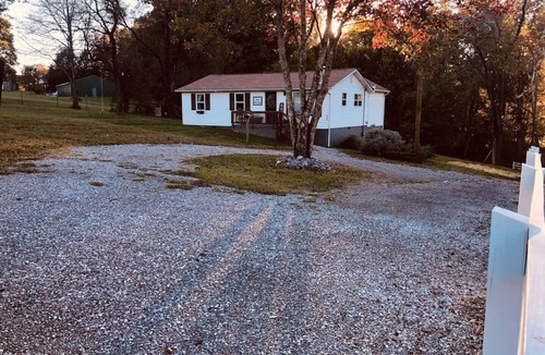 Dandridge Cottage | Daydream Cottage!