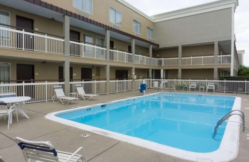 Florence Hotel | Days Inn by Wyndham Florence Cincinnati Area