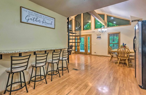 Scranton House | Deck + Fire Pit: Lakefront Hideaway in Scranton!
