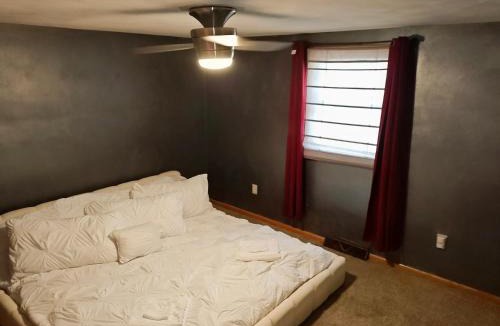 Clarksburg House | Del La Rose