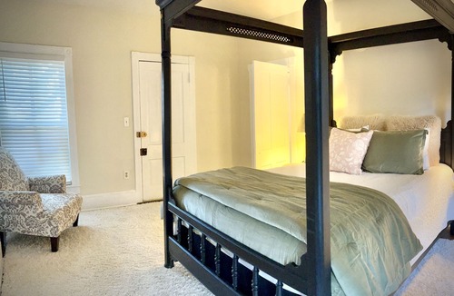 Bolivar Apartment | Delightful spacious apt. Ideal central location