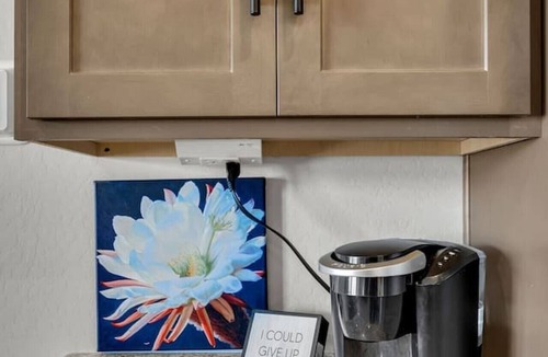 Pinal County House | Desert Oasis | Private Ensuite & Family Friendly