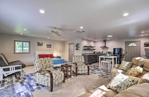 Elizabethton Cottage | Detached Watauga Riverfront Studio w/Grill
