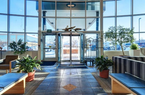 Bayshore - Klatt Hotel | Dimond Center Hotel