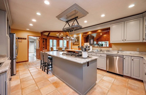 Blakeslee House | Dog Friendly Mountain Ranch Escape w/Ponds & Trails