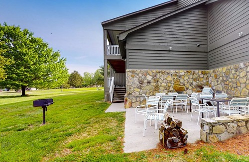 Baneberry Apartment | Dog-friendly studio with peaceful views, game room & gym - walk to Douglas Lake