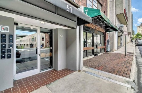 Downtown Asheville Apartment | Downtown Asheville Loft - Steps to Dining & Shops