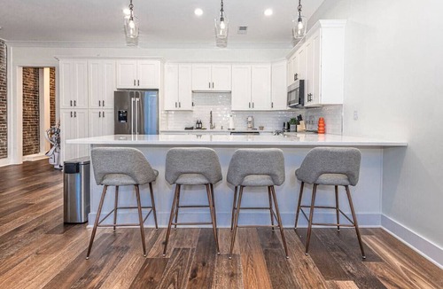 Downtown Knoxville Condo | Downtown Luxury Condo | Near UT