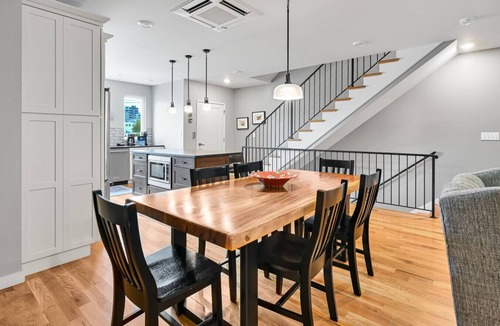 Asheville Villa | Downtown Oasis – Rooftop Terrace & Elevator