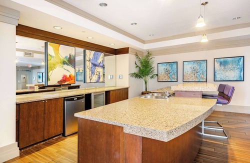 Downtown Apartment | Downtown Silver Spring 2BR Skyline Balcony Suite Walkable to DC Metro Luxepad