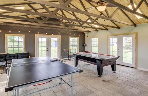 Crittenden House | Dry Ridge Rental Home w/Hot Tub & Game Room!