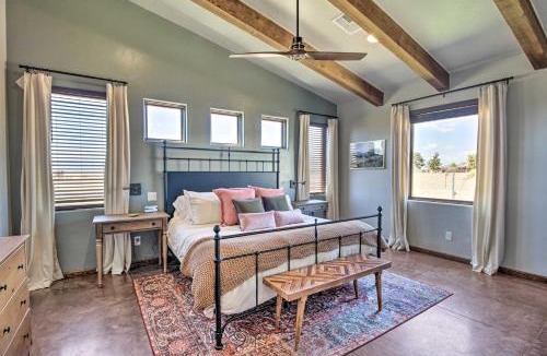 Elgin House | Dual-Unit Ranch in Elgin Wine Country!