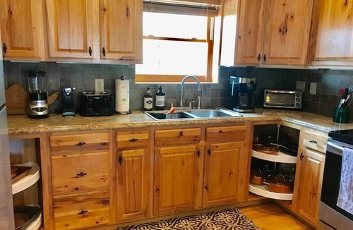 Banner Elk Cabin | Eagles Nest 2 BR Cabin - Close to Beech Mtn