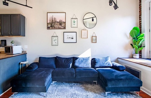 Old City Apartment | Elegant Old City Loft - Downtown