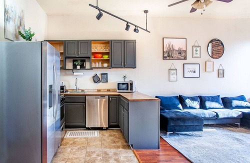 Old City Apartment | Elegant Old City Loft - Downtown