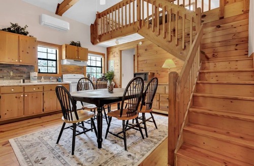 Ellijay Cabin | Ellijay Cabin Getaway: Mountain Views, Fireplace & BBQ