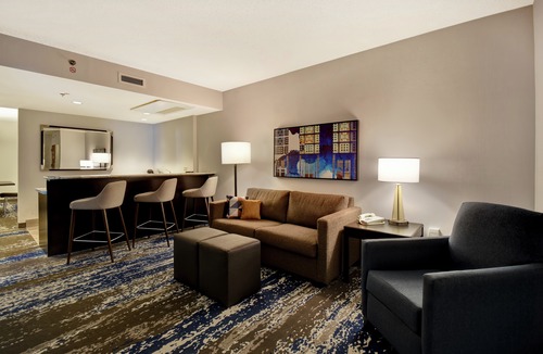 Charleston Hotel | Embassy Suites Charleston