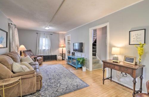 Morgantown House | Enchanting Family House w/Balcony < 3 Mi to WVU!
