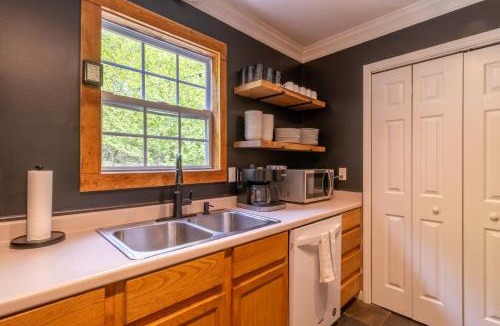Sugar Mountain House | Entire cabin on Sugar Mountain