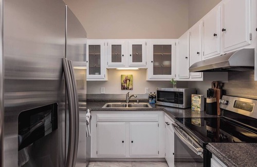 South Addition House | Entire Duplex! Downtown 4 Bdr - King beds
