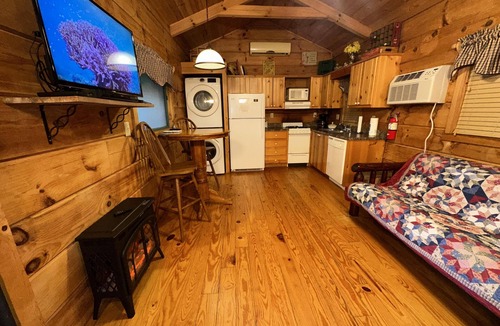 Candler Cabin | Escape to Nice & Knotty—A Romantic Cabin.