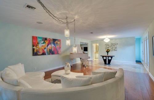 McNeil Estates House | Executive Monthly Rental in the heart of Las Vegas with resort like backyard