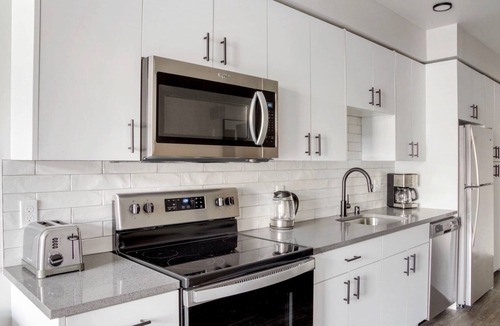 Lower Queen Anne Apartment | Fab Lower Queen Anne 1BR w/Game Room & Shared Garden, by Blueground
