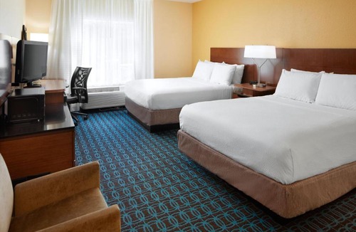 Frankfort Hotel | Fairfield by Marriott Frankfort