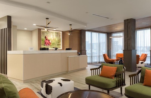 Oakley Hotel | Fairfield by Marriott Inn & Suites Cincinnati Oakley