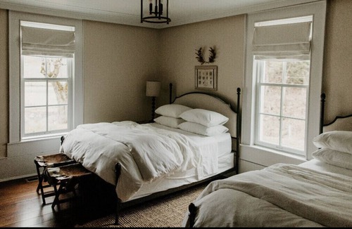 Creston House | Fairytale Villa Quintessential Countryside