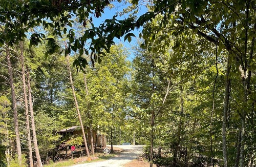 Louisa RV Rental | Fallsburg Frontier Campground Site #4