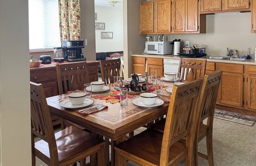 Corinth House | Families Welcome! Corinth Escape w/Lake Views