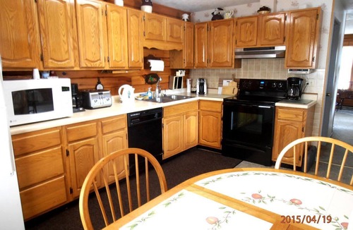 North Glade Hills Cabin | Family and Pet-Friendly Cabin Rental with a Dock Slip near the Wisp Resort, Maryland