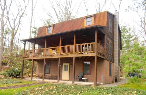 North Glade Hills Cabin | Family and Pet-Friendly Cabin Rental with a Dock Slip near the Wisp Resort, Maryland
