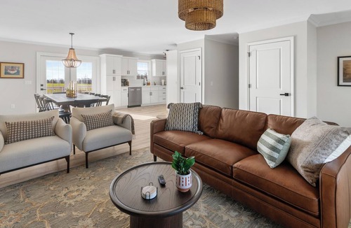 Shelbyville House | Family & Pet Friendly, Fire Pit, Two Hot Tubs, Country Views, Theatre Room