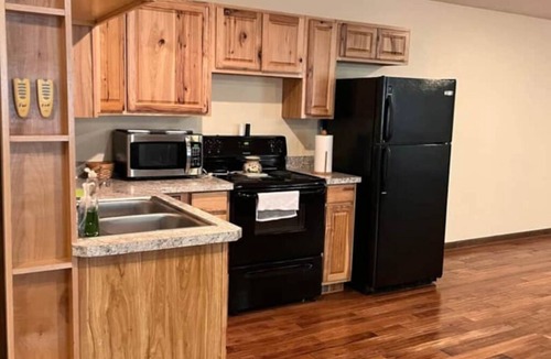 Alkol Apartment | Farmhouse Apartment near Ivy Branch Trails