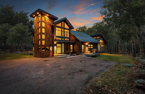 McHenry House | Fern Hollow - Hot Tub, Fire Pit & Mountain View