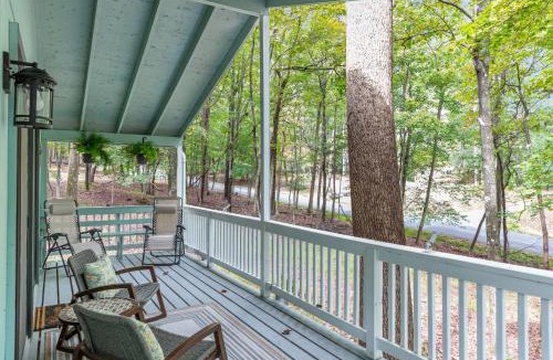 The Woods House | Fireplace, Fire Pit & Resort Amenities
