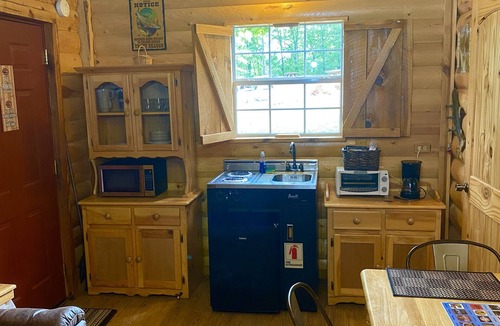 Mena Cabin | Fisherman's Cove