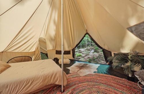 Stanton Other | Forest Glamping Retreat with Hot Tub & Fire in Red River Gorge, Wooded with Full Bath House