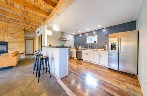 Stanton Cabin | Four person getaway in the Heart of the RRG