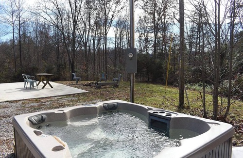 Stanton Cabin | Four person getaway in the Heart of the RRG