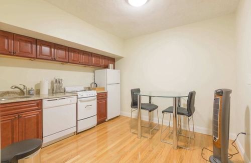 West Fens Apartment | Free Parking at 1 Bed Basement Apt, Near BU & MIT