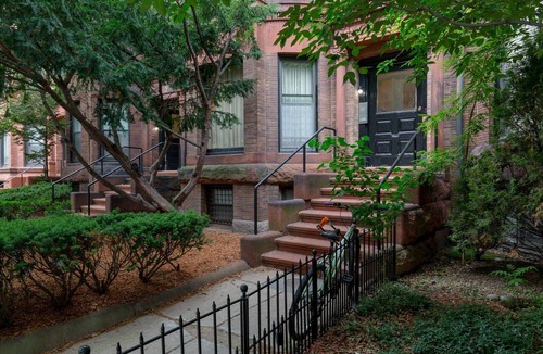 West Fens Apartment | Free Parking at 1 Bed Basement Apt, Near BU & MIT