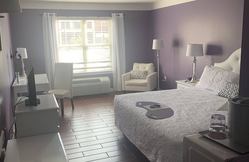 Maysville Hotel | French Quarter Inn