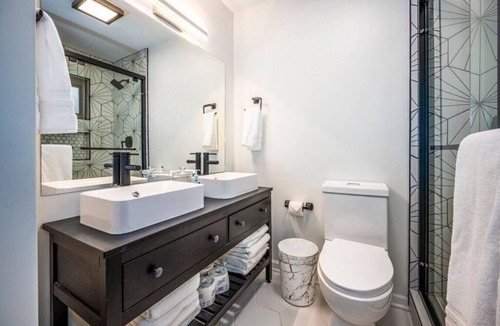 Roselawn Finance House | Friends and Family Lg Luxury Home Near Indian Hill, 6 bedrooms