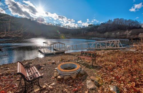 Butler House | Garretts Getaway at Watauga Lake