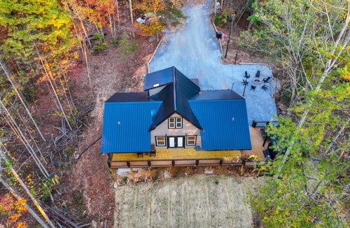 Pittman Center Cabin | Gatlinburg cabin Golf course 5 min away!